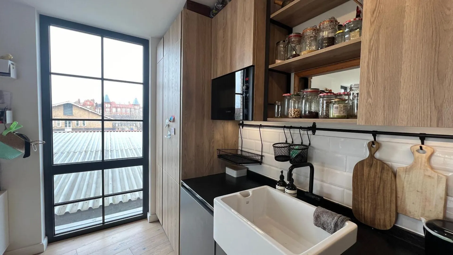 Bright 3 Bed In Hackney Wick Perfect For Families With Kids Apartment London United Kingdom
