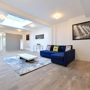 Fabulous Duplex In Dalston Junction Apartment