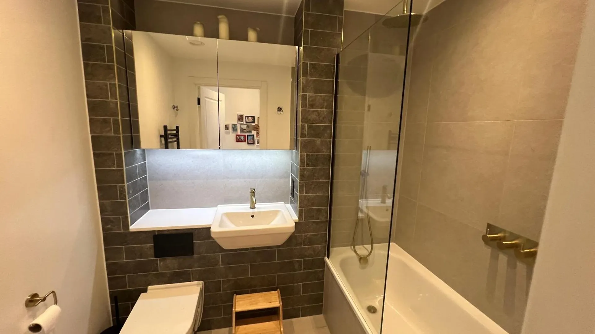 Bright 3 Bed In Hackney Wick Perfect For Families With Kids Apartment London